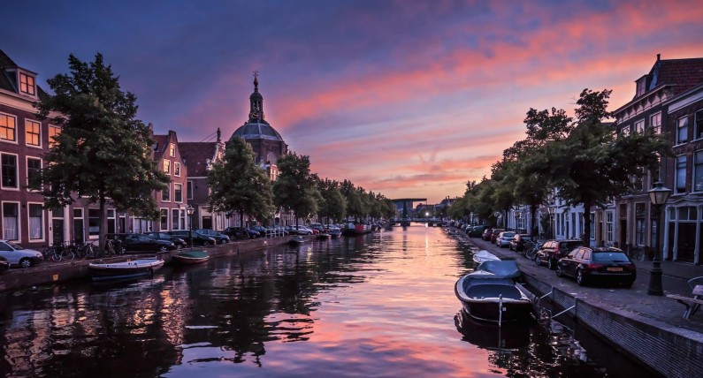 Turystyczna alternatywa dla Amsterdamu. TOP 5 niderlandzkich miast położonych nad kanałami