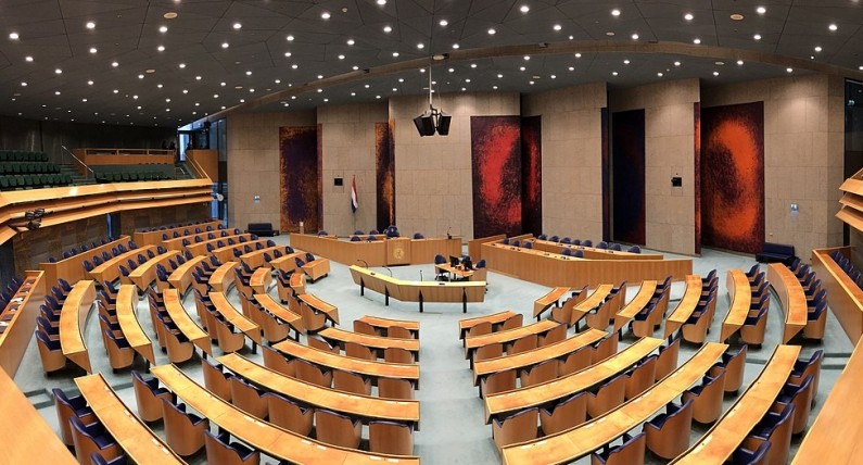 Polityka w Holandii. Co warto wiedzieć o najważniejszych partiach w niderlandzkim parlamencie?