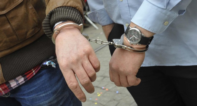 Policja zatrzymała dwóch Polaków. Muszą natychmiast opuścić Holandię