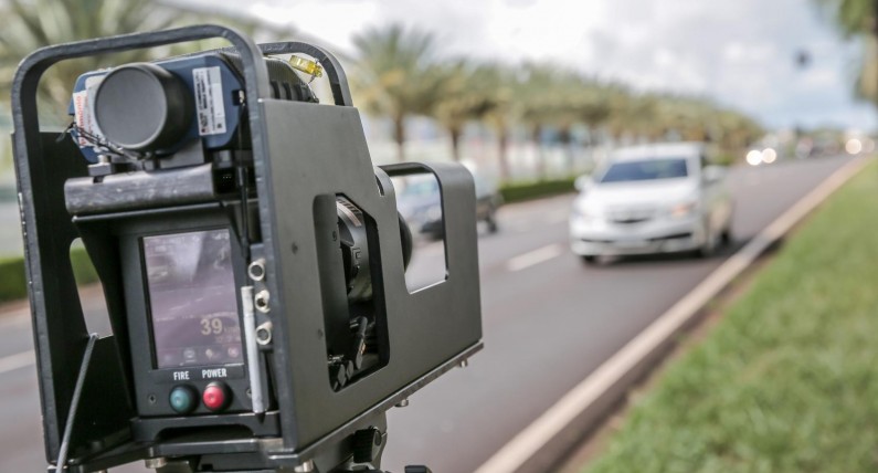 Niderlandy: policja ukryła fotoradar w zaskakującym miejscu 