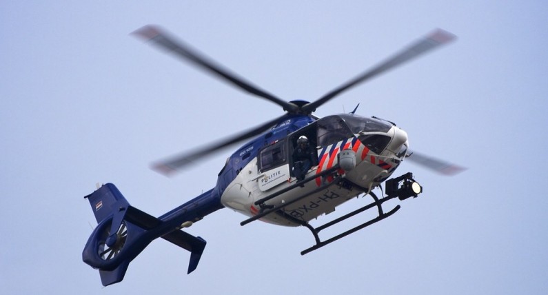 Holenderski pirat drogowy jechał o 112 km/h za szybko. Policja użyła helikoptera