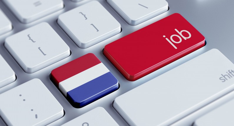 Konto w lokalnym banku lub rachunek walutowy – czy istnieją korzystniejsze rozwiązania transferu pieniędzy?