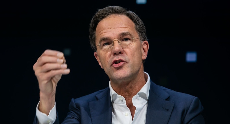 Początek końca rządów Marka Rutte? VVD przegrywa w wyborach regionalnych