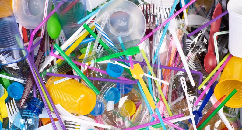 Szokujące odkrycie niderlandzkich naukowców. W ludzkiej krwi odnaleziono mikroplastik