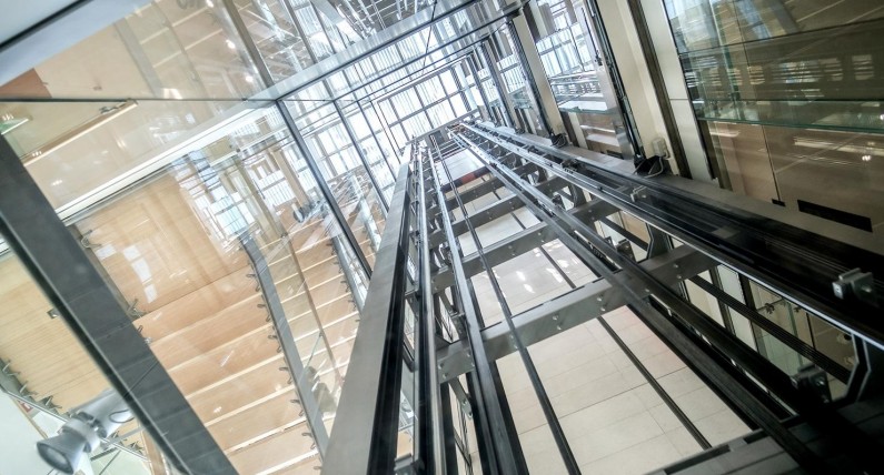 Polak zginął przez pracodawców. Prokuratura walczy o 100 000 euro grzywny