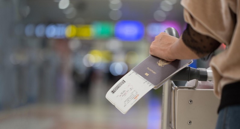 Wznowienie rejsów do Niderlandów. Z jakich lotnisk w Polsce polecimy do kraju tulipanów?