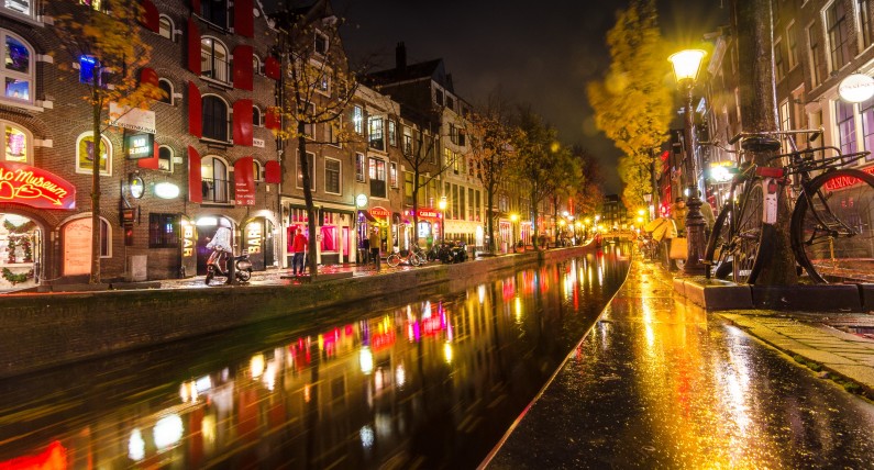 W sobotę otwarcie kina 5D Porn w Amsterdamie. Atrakcja głównie dla tubylców