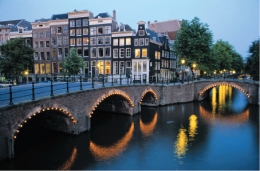 Układ kanałów w Amsterdamie wpisany na Listę Światowego Dziedzictwa UNESCO