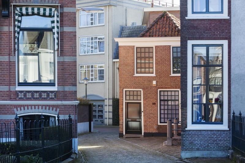 W Holandii wprowadzili zakaz, by... nie podglądać sąsiadów.