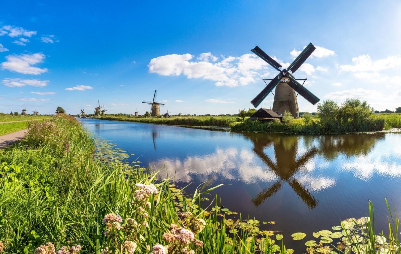 Kinderdijk jest jednym z najbardziej malowniczych miejsc w Holandii.